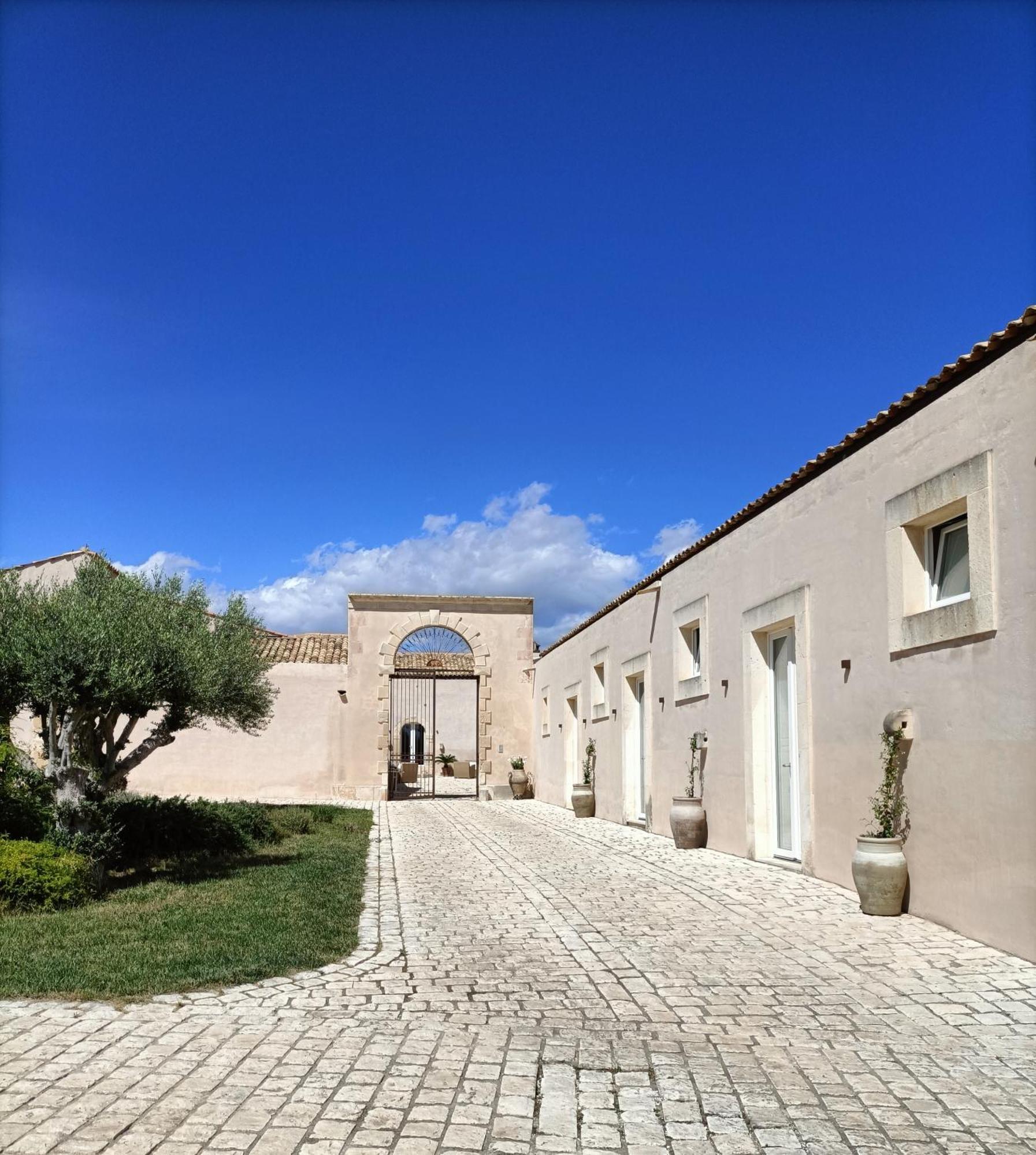 אבולה Ballium Luxury Relais מראה חיצוני תמונה